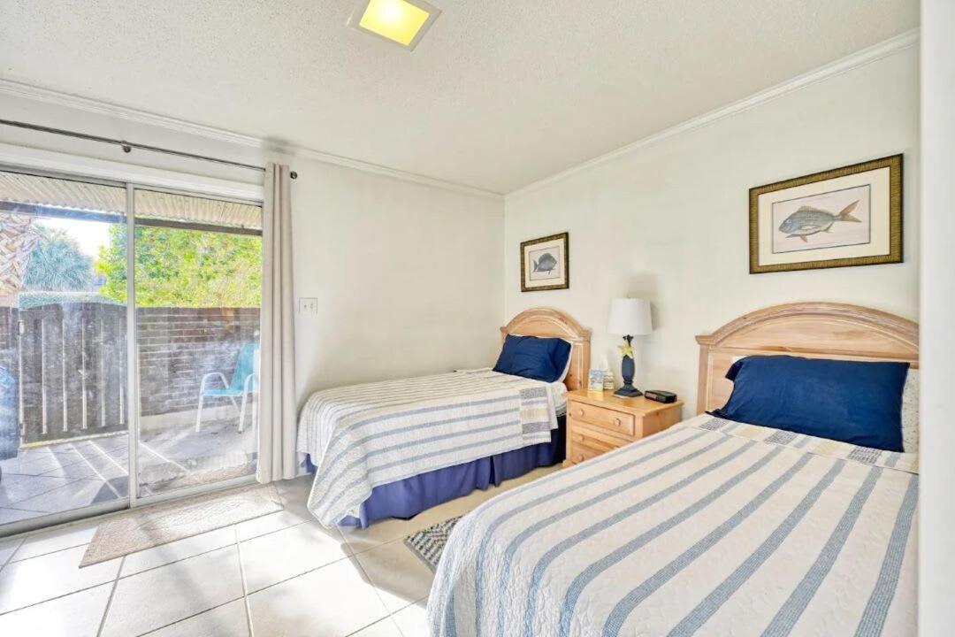 Вилла Ocean Getaway, Near Beach, 8Ppl Миртл-Бич Экстерьер фото